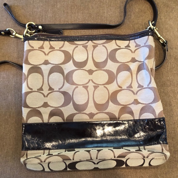 Coach Handbags - Coach large crossbody purse